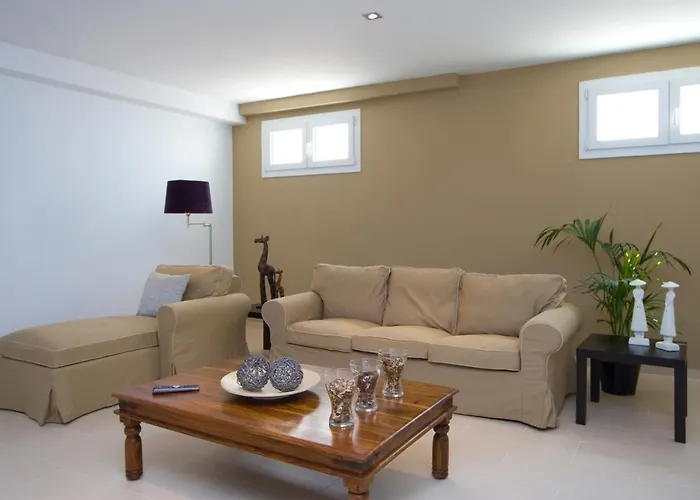 Beautiful Ambar Willa